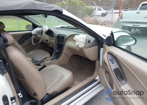 2003 Ford Mustang z USA, uszkodzony, nr VIN 1FAFP44433F411121